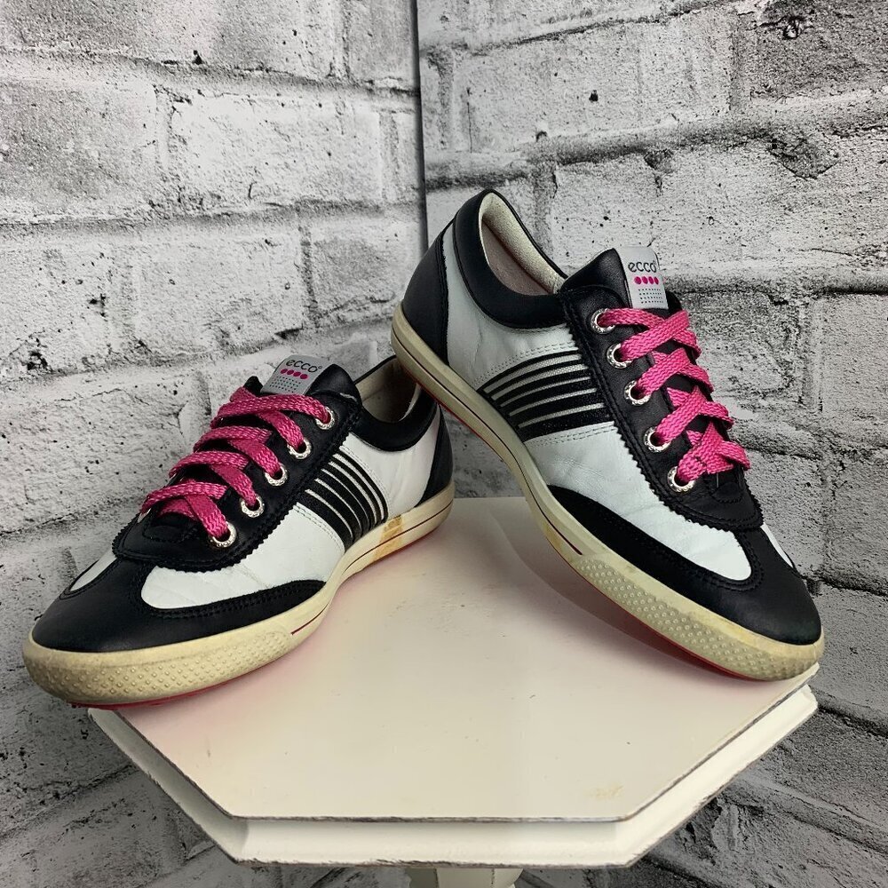 Ecco Hydromax Spikeless Golf Shoes